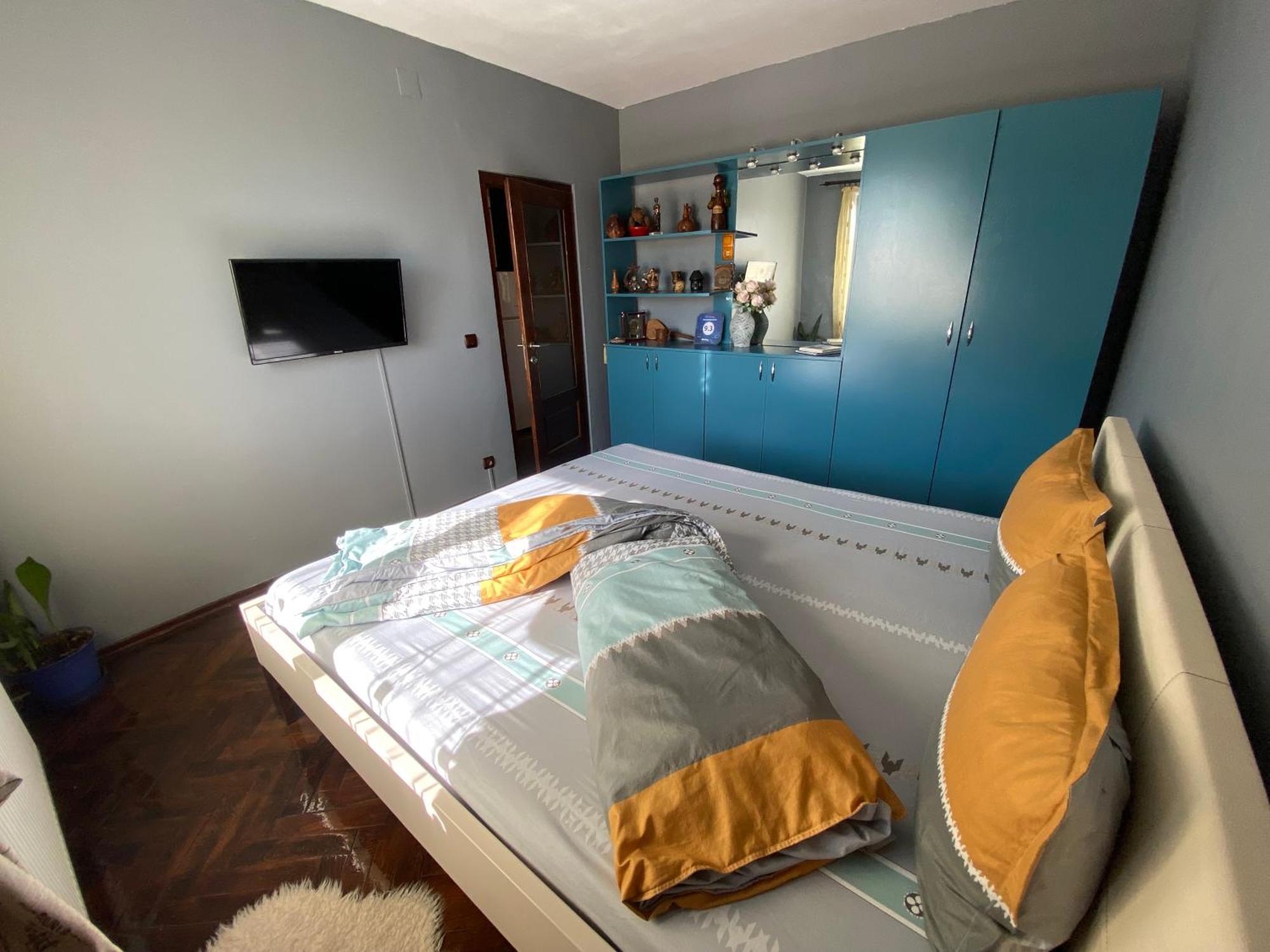 Comfort Home Apartment 2 Petrosani Luaran gambar
